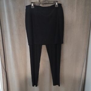 Frank Lyman Design Size 14 Black Leggings with Skirt Overlay